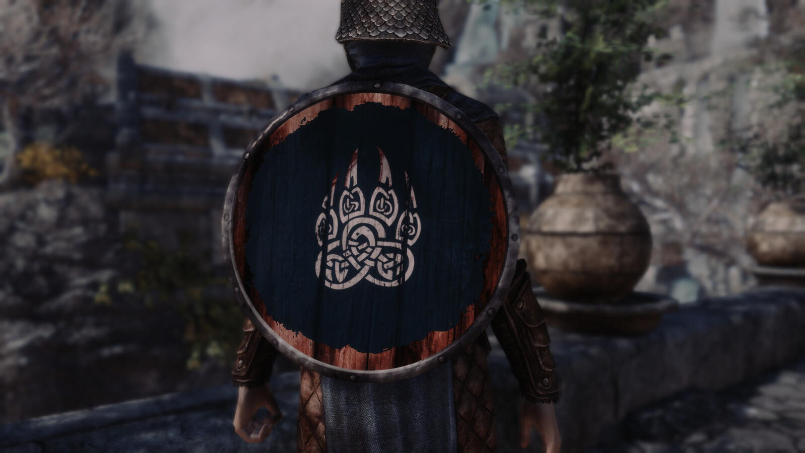 Ennead Shields // Stormcloak shield retexture with a bloody bear claw